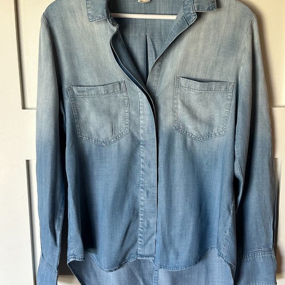 Cloth & Stone | Anthropologie | Chambray Buttondown - Picture 3 of 7